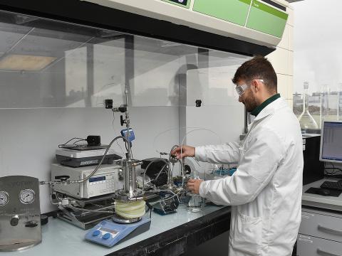 Doctorant en laboratoire 