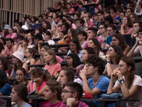AgroParisTech ouvre une nouvelle voie de recrutement Étudiants en amphithéâtre