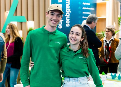 Deux étudiants AgroParisTech au Salon International de l'Agriculture Deux étudiants AgroParisTech au Salon International de l'Agriculture